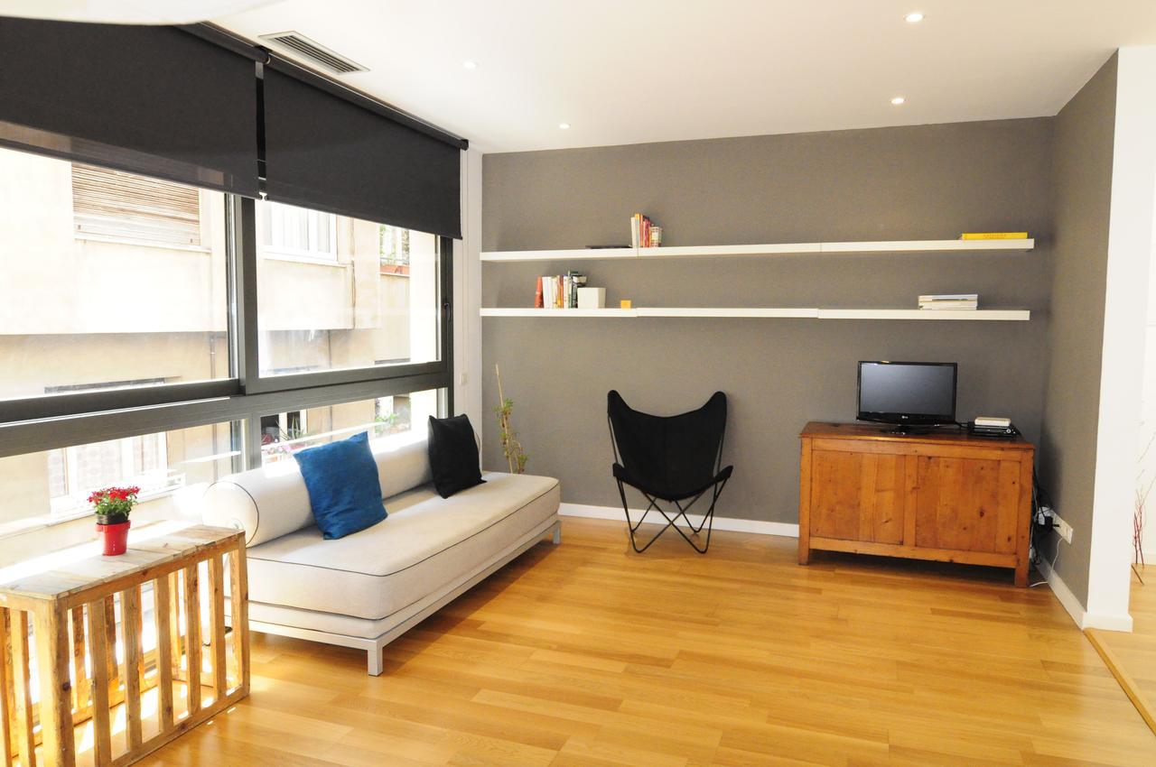 Ferienwohnung Rentbcn Gracia Deluxe Barcelona Exterior foto